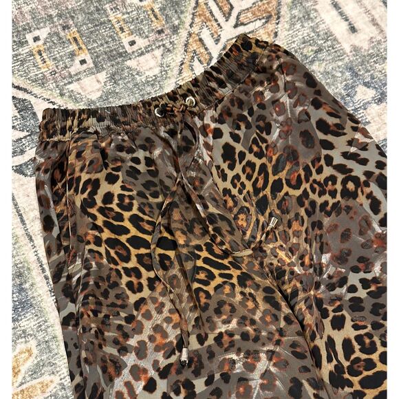 GUESS Leopard Print Jogger Pants - Picture 2 of 10